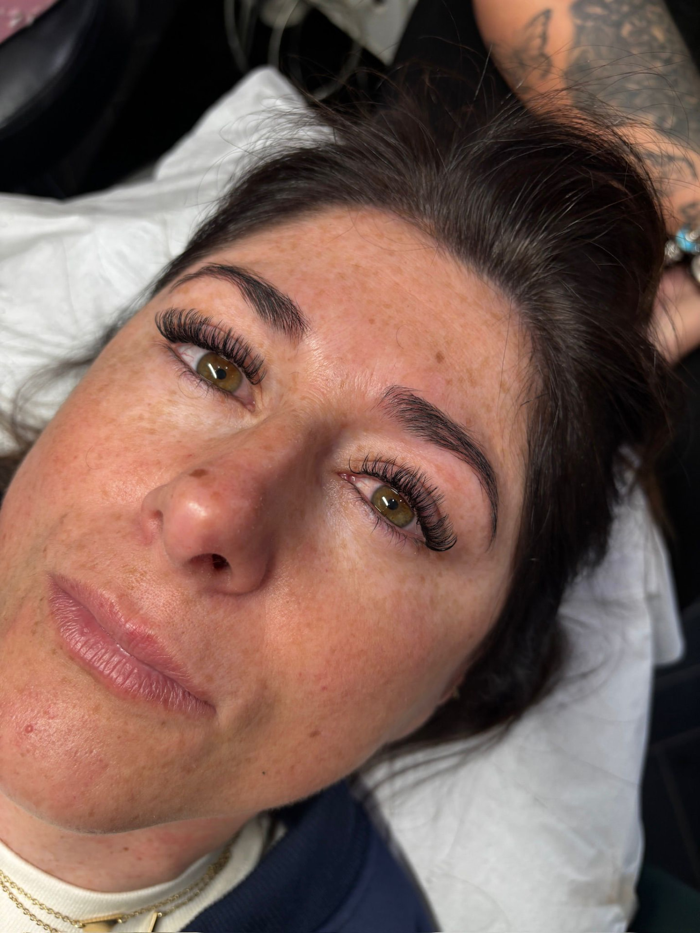 Volume lash extensions result at the clinic